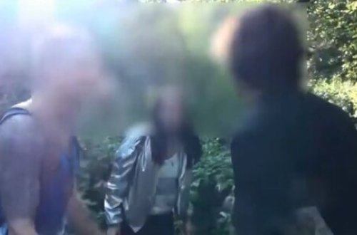 Həyat yoldaşını meşədə sevgilisi ilə yaxaladı: Əsəbilərinə hakim ola bilmədi - VİDEO