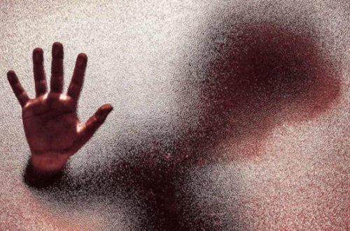 Əri işə gedən kimi sevgilisini yatağına saldı, sonra atası... - Azərbaycanda ŞOK OLAY