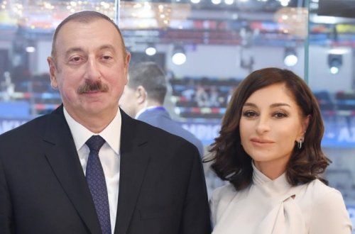 Ильхам Алиев и Мехрибан Алиева приняли участие в открытии Транспортного обменного центра «Кероглу»