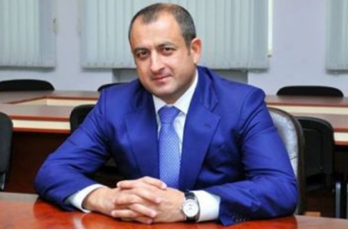 Oqtay Əsədov Adil Əliyevi təltif etdi - FOTO