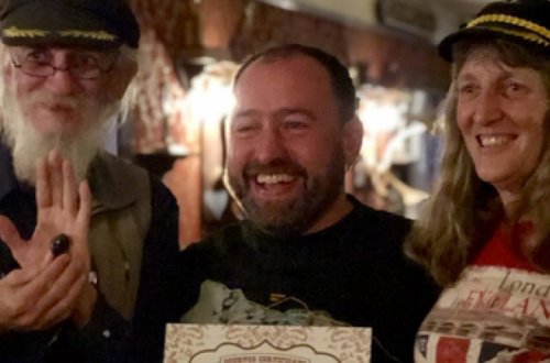 Бывший коммандос выпил коктейль со своим отрезанным пальцем