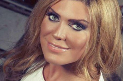 Xoşqədəm və qəzetlərin üstündə yatan Zaur - FOTO