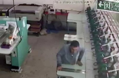 Zəlzələdə canını heçə sayan işçiyə mükafat verilib