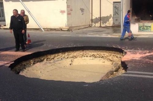 Binəqədi-Novxanı yolunun bir hissəsi çöküb