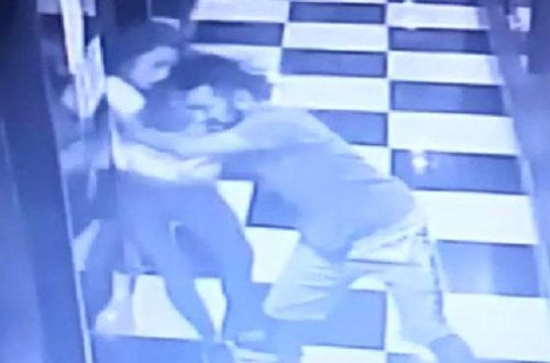 Sərxoşluq faciəyə səbəb oldu: 22 yaşlı qızın lift boşluğuna düşmə anı — FOTO + VİDEO