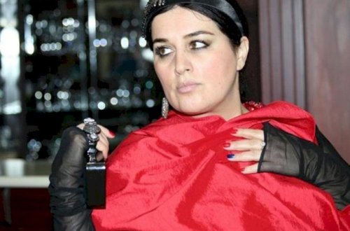 Elza Seyidcahanın daha bir nəvəsi dünyaya gəldi
