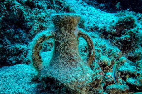 Со дна Средиземного моря подняли кувшины возрастом в 1700 лет – ФОТО/ВИДЕО