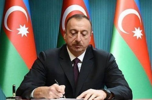 İlham Əliyev onları təltif etdi