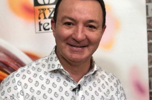 Vasif cırıq şalvar geyinənləri tənqid etdi