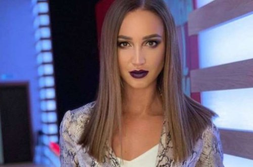 Müğənnidən sinəsini ələ salanlara cavab — Balacadır? Sizə nə? - FOTO