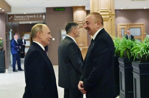 İlham Əliyev “Valday” iştirakçılarının qeyri-formal görüşündə - FOTO