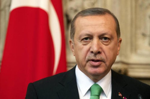 Ərdoğan səlahiyyətlərini təhvil verdi