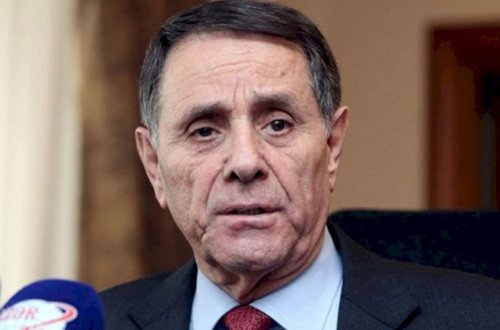 Novruz Məmmədov istefa verir - Rəsmi