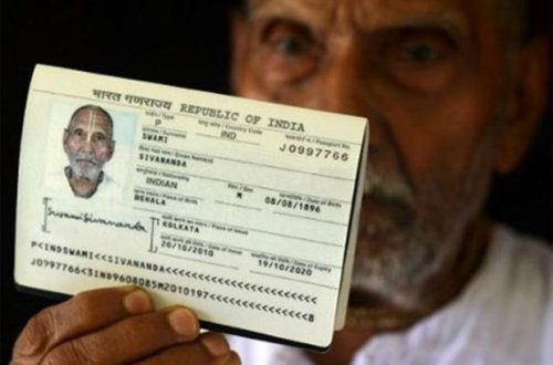 1896-cı il: dünyanın ən yaşlı adamı pasportunu təqdim etdi - FOTO