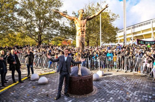 Златан Ибрагимович открыл памятник самому себе - ФОТО