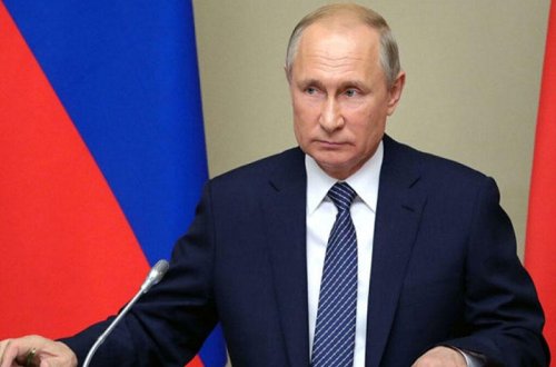 Putin Ağabəy Əsgərova medal verdi