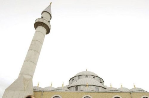 19-летний парень скончался в бакинской мечети