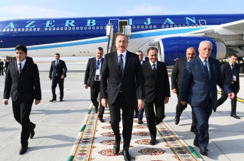 Prezident İlham Əliyev Türkmənistanda işgüzar səfərdədir - FOTO