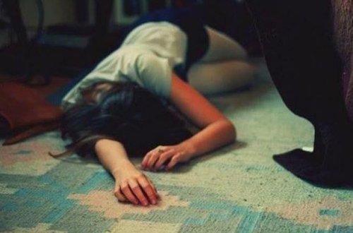 Bakıda 14 yaşlı qıza hücum etdilər