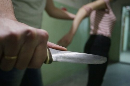 Azərbaycanda vəhşilik: Kişi boşandığı arvadını əvvəlcə döyüb sonra öldürdü - TƏFƏRRÜAT