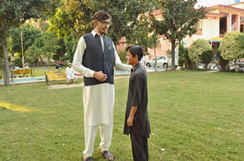 4 ildə 2.33 santimetr böyüyüb - Böyüməyə davam edir