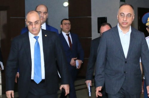 Qoşqar Təhməzli və Səfər Mehdiyev uşaqlarımıza təhlükəli şokolad yağı yedirir? - İDDİA