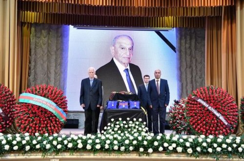 Vasim Məmmədəliyevlə vida mərasimi keçirilir - FOTO