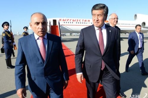 Qırğızıstan Prezidenti Azərbaycana gəldi - FOTO
