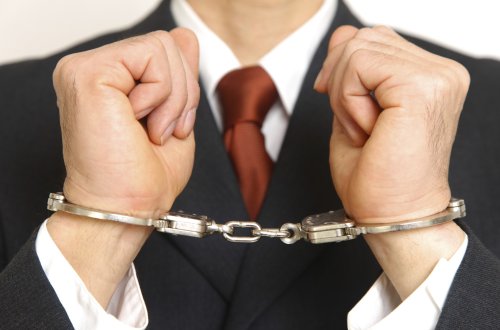 Bakıda işədüzəltmə adı ilə insanları görün necə aldadırlar - VİDEO