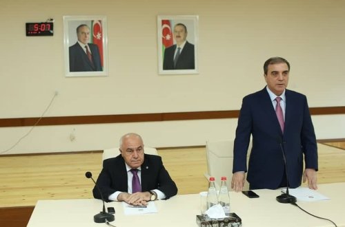 Prezident Administrasiyasının sektor müdiri Gəncədə sakinlərlə görüşüb