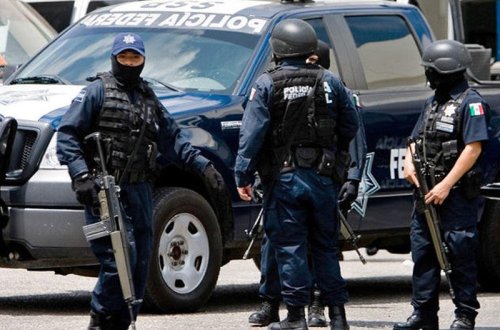 Meksikada ordu qərargahına hücum: 15 ölü