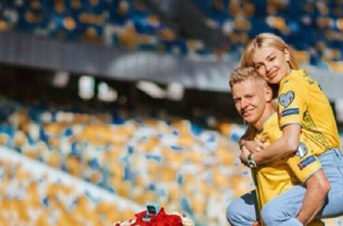 Игрок сборной Украины сделал предложение своей девушке на стадионе - ФОТО