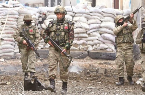 Türkiyə-İran sərhədində atışma: ölən var