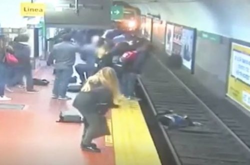 В Аргентине женщина упала на рельсы метро прямо перед поездом – ВИДЕО