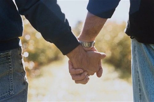 Xalq artisti: Homoseksuallar mütləq güllələnməlidir