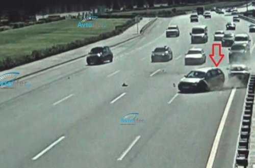 Bakıda telefonla oynayan sürücü ağır qəza törətdi - ANBAAN VİDEO