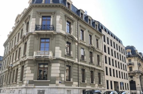 Известный швейцарский банк изучает возможности сотрудничества в Азербайджане