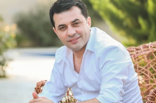 İki dəfə boşanan Rəvanın BÖYÜK QIZI - Gözəlliyi ilə təəccübləndirdi - FOTO