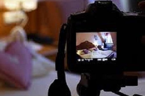 Bacısını oğlanla görüşə göndərib sonra şantaj edirmiş - Bakıda utancverici cinayət