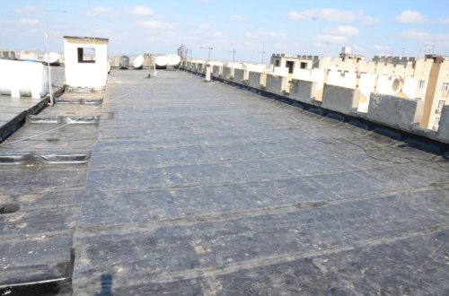 Paytaxtda dam örtüklərinin təmiri aparılır