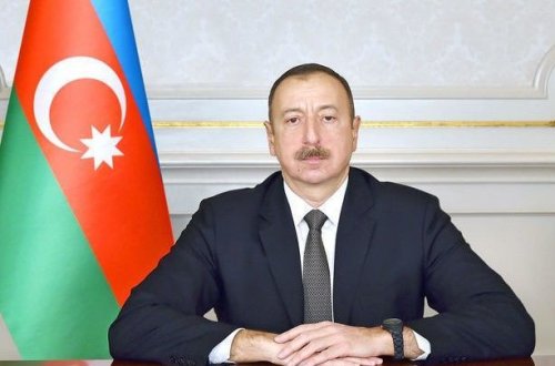 Prezident Ramiz Mehdiyevi “Heydər Əliyev” ordeni ilə təltif etdi