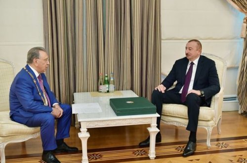 İlham Əliyev Ramiz Mehdiyevlə görüşdü - FOTO