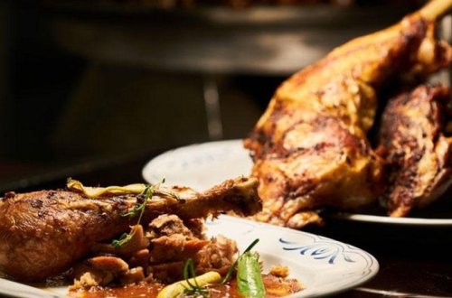 Bağırsağında iri toyuq sümüyü qalan gənc əməliyyat olundu