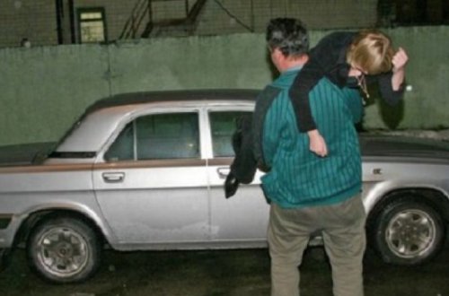 В Азербайджане похищена 17-летняя девушка