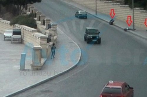 В Баку мотоциклист врезался в фонарный столб и погиб - ВИДЕО