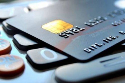 Azərbaycanda görünməmiş olay: Vətəndaşın hesabına 3200 dollar göndərildi