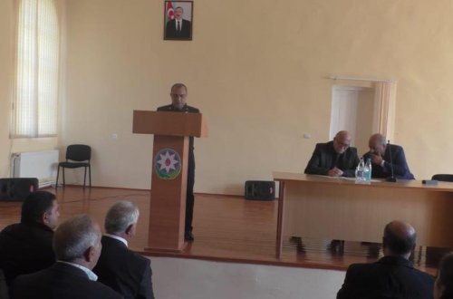 Polis gənclərin sağlam və xoşbəxt gələcəyi üçün çalışır