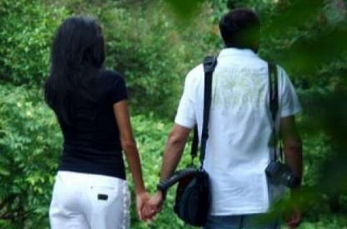 Azərbaycanda 2 uşaq anası bir həftəlik sevgilisinə qoşulub qaçdı - VİDEO