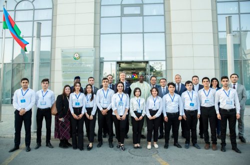 BMT Baş Assambleyasının sədri “ASAN xidmət”də