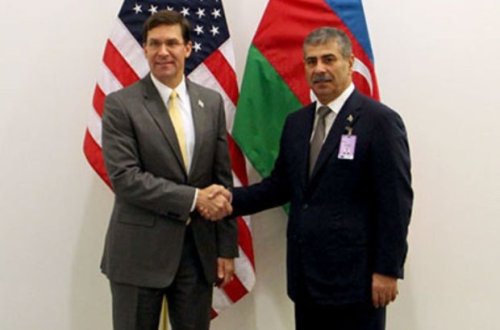 Azərbaycan və ABŞ Müdafiə nazirləri görüşdü